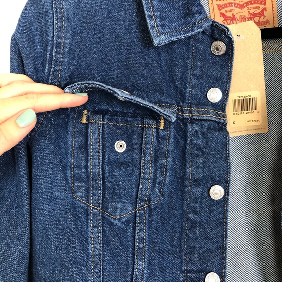New Levi’s Ribbed Trim Trucker Denim Jacket - Picture 8 of 14